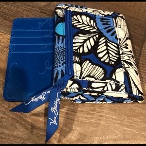 Vera Bradley wallet